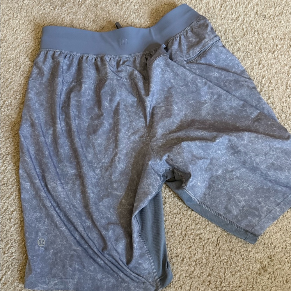 Men’s lululemon shorts